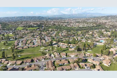 39032 Village 39, Camarillo, CA 93012 - Photo 41