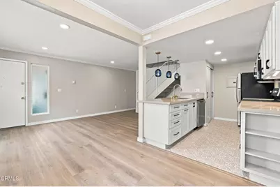2570 Rudder Avenue, Port Hueneme, CA 93041 - Photo 3