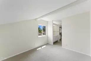 5828 Sunny Vista Ave, Oak Park, CA 91377 - Photo 29