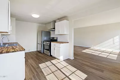 11538 Eucalyptus Avenue, Hawthorne, CA 90250 - Photo 9
