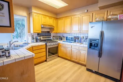 7511 Shoup Avenue, Los Angeles, CA 91307 - Photo 7
