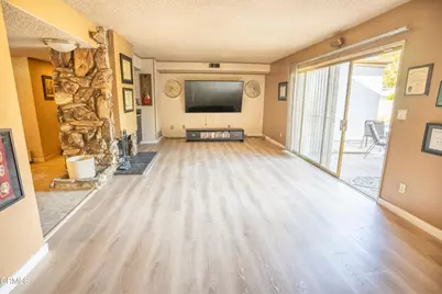 7511 Shoup Avenue, Los Angeles, CA 91307 - Photo 3