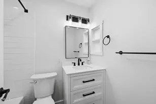 1173 Chalmette Ave, Ventura, CA 93003 - Photo 15