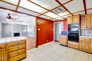 14646 Leadwell St, Van Nuys, CA 91405 - Photo 11