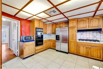 14646 Leadwell Street, Van Nuys, CA 91405 - Photo 11