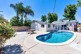 14646 Leadwell St, Van Nuys, CA 91405 - Photo 25
