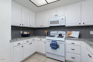 1210 Via Montoya, Camarillo, CA 93010 - Photo 3