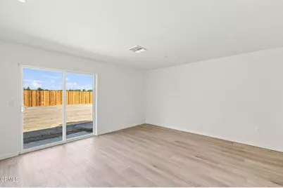 609 Lawford Street, Shafter, CA 93263 - Photo 9
