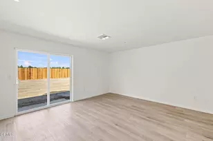 609 Lawford St, Shafter, CA 93263 - Photo 9