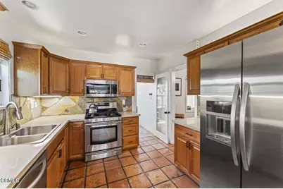 1497 E Main Street, Ventura, CA 93001 - Photo 11