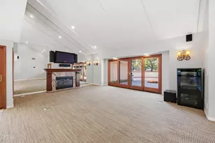210 Crestview Ave, Camarillo, CA 93010 - Photo 13