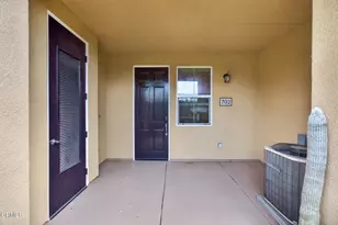 208 Riverdale Ct, Camarillo, CA 93012 - Photo 3