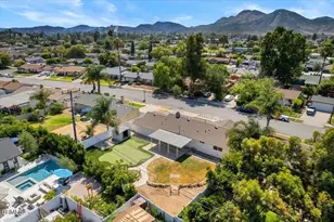 554 Dorena Dr, Newbury Park, CA 91320 - Photo 43