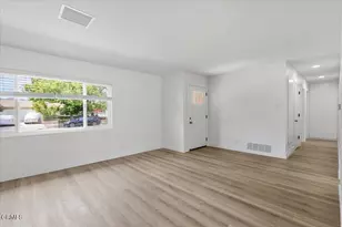 554 Dorena Dr, Newbury Park, CA 91320 - Photo 23