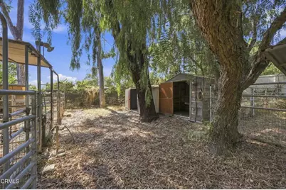 1747 Meander Drive, Simi Valley, CA 93065 - Photo 49