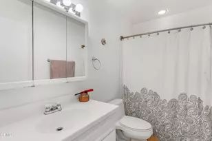 1541 Eucalyptus Cir, Thousand Oaks, CA 91360 - Photo 17