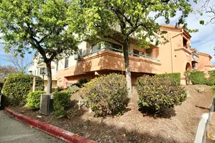 18109 Erik Ct, Canyon Country, CA 91387 - Photo 3
