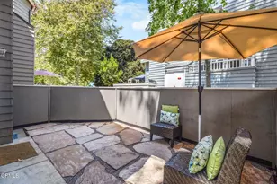 1078 Gilbert Ln, Ventura, CA 93003 - Photo 29