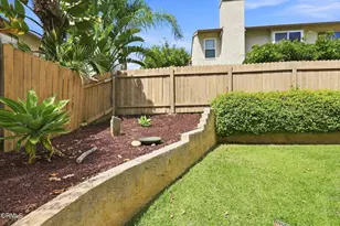 421 E Shoshone St, Ventura, CA 93001 - Photo 23