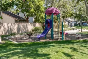 421 E Shoshone St, Ventura, CA 93001 - Photo 33