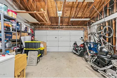 421 E Shoshone Street, Ventura, CA 93001 - Photo 29