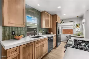 103 Comstock Dr, Ventura, CA 93001 - Photo 13