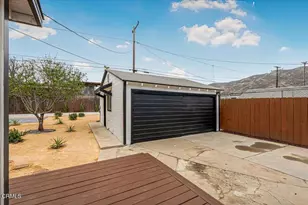 103 Comstock Dr, Ventura, CA 93001 - Photo 19