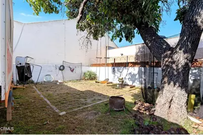 2422 Alameda Avenue, Ventura, CA 93003 - Photo 41