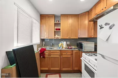 2422 Alameda Avenue, Ventura, CA 93003 - Photo 5
