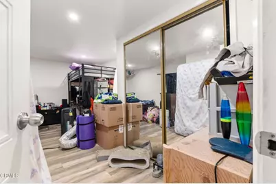 2422 Alameda Avenue, Ventura, CA 93003 - Photo 39