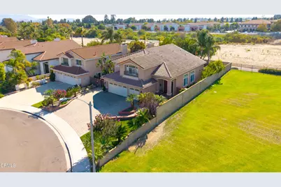 493 Avenida Valencia, Camarillo, CA 93012 - Photo 7