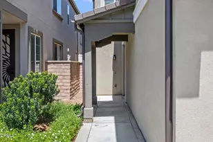 1951 Meyer Ct, Santa Paula, CA 93060 - Photo 3