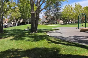 125 Via Solana, Santa Paula, CA 93060 - Photo 3
