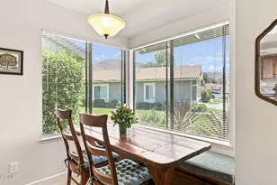 42062 Village 42, Camarillo, CA 93012 - Photo 17