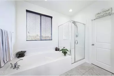 5902 Grizzly Peak Drive, Bakersfield, CA 93311 - Photo 17