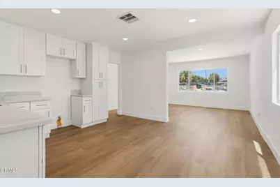22016 Schoolcraft Street, Los Angeles, CA 91303 - Photo 3