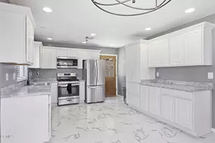 11370 Brainard Ave, Los Angeles, CA 91342 - Photo 57