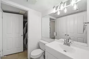 11370 Brainard Ave, Los Angeles, CA 91342 - Photo 43