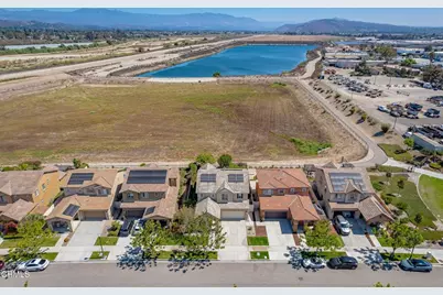 573 Xanadu Way, Oxnard, CA 93036 - Photo 3