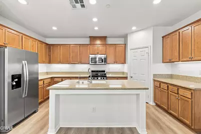 3145 Lisbon Lane, Oxnard, CA 93036 - Photo 17