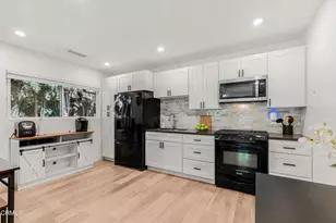 130 Anacapa Dr, Camarillo, CA 93010 - Photo 41