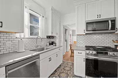 142 S Ann Street, Ventura, CA 93001 - Photo 11