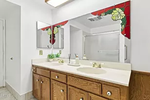 560 N 6th St, Santa Paula, CA 93060 - Photo 19