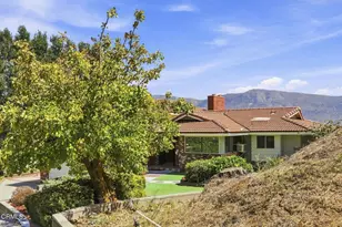 560 N 6th St, Santa Paula, CA 93060 - Photo 1
