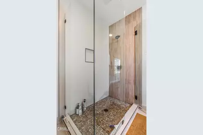 1915 Cordova Street, Los Angeles, CA 90018 - Photo 17