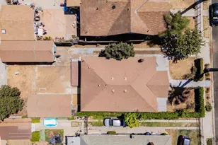 1915 Cordova St, Los Angeles, CA 90018 - Photo 23