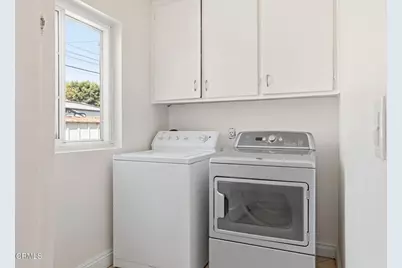 823 W Roderick Avenue, Oxnard, CA 93030 - Photo 25