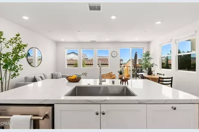 10738 Telegraph Road, Ventura, CA 93004 - Photo 21