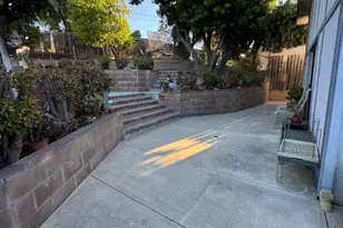 935 E Hillcrest Dr, Thousand Oaks, CA 91360 - Photo 27