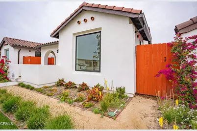 1125 W 2nd Street, Oxnard, CA 93030 - Photo 3